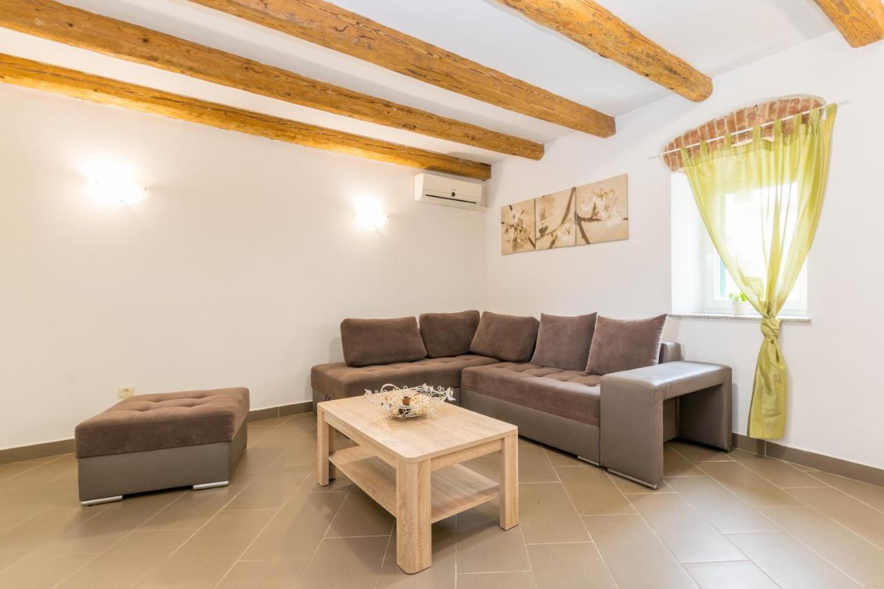 Holiday Olga With Pool &pet Friendly * Pula
